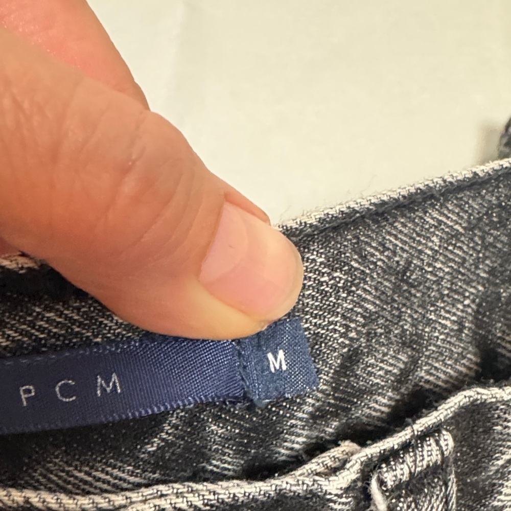 Straight leg Black-wash Denim Jeans - Picture 4 of 8